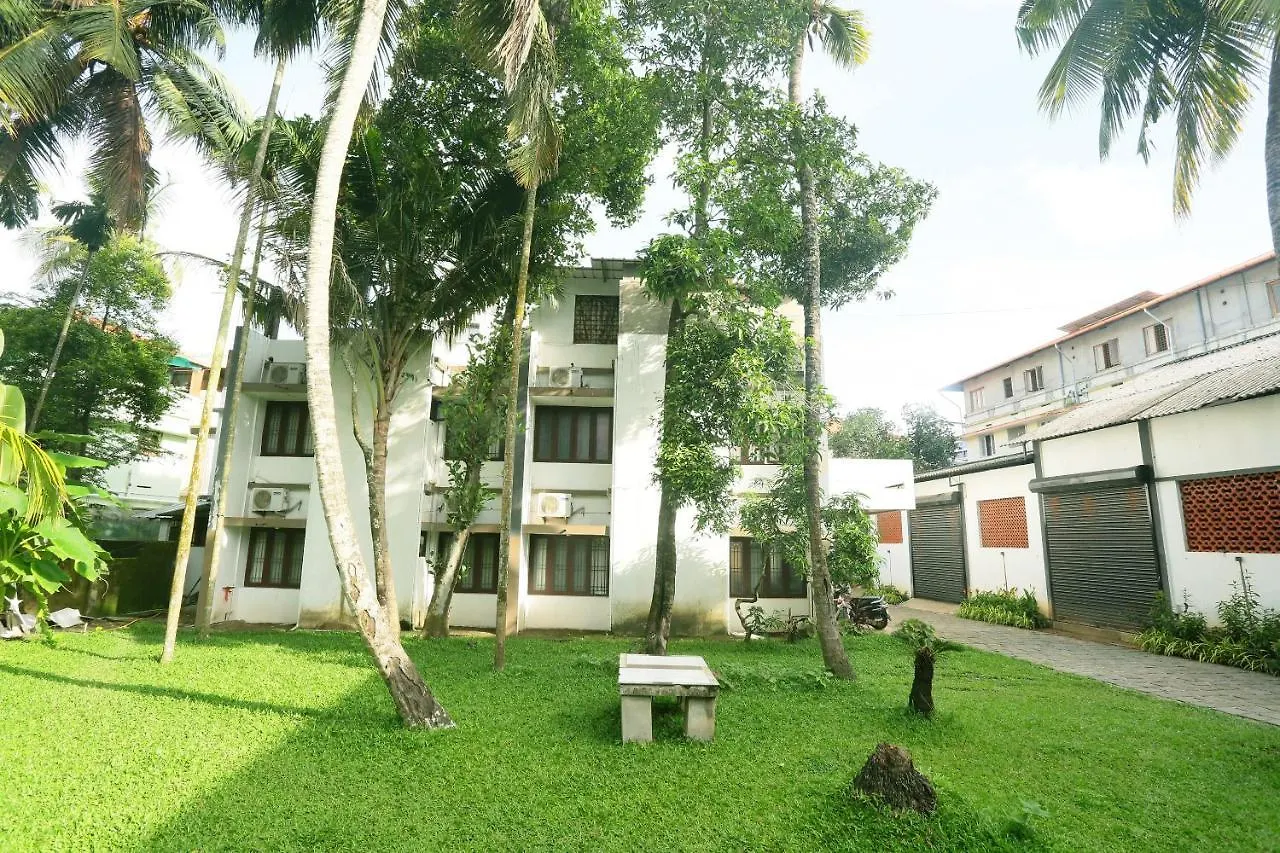Oyo 42127 Thomsun Garden Hotel Kochi