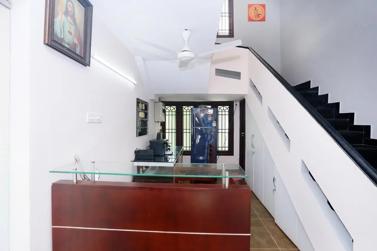 ***  Oyo 42127 Thomsun Garden Hotel Kochi India