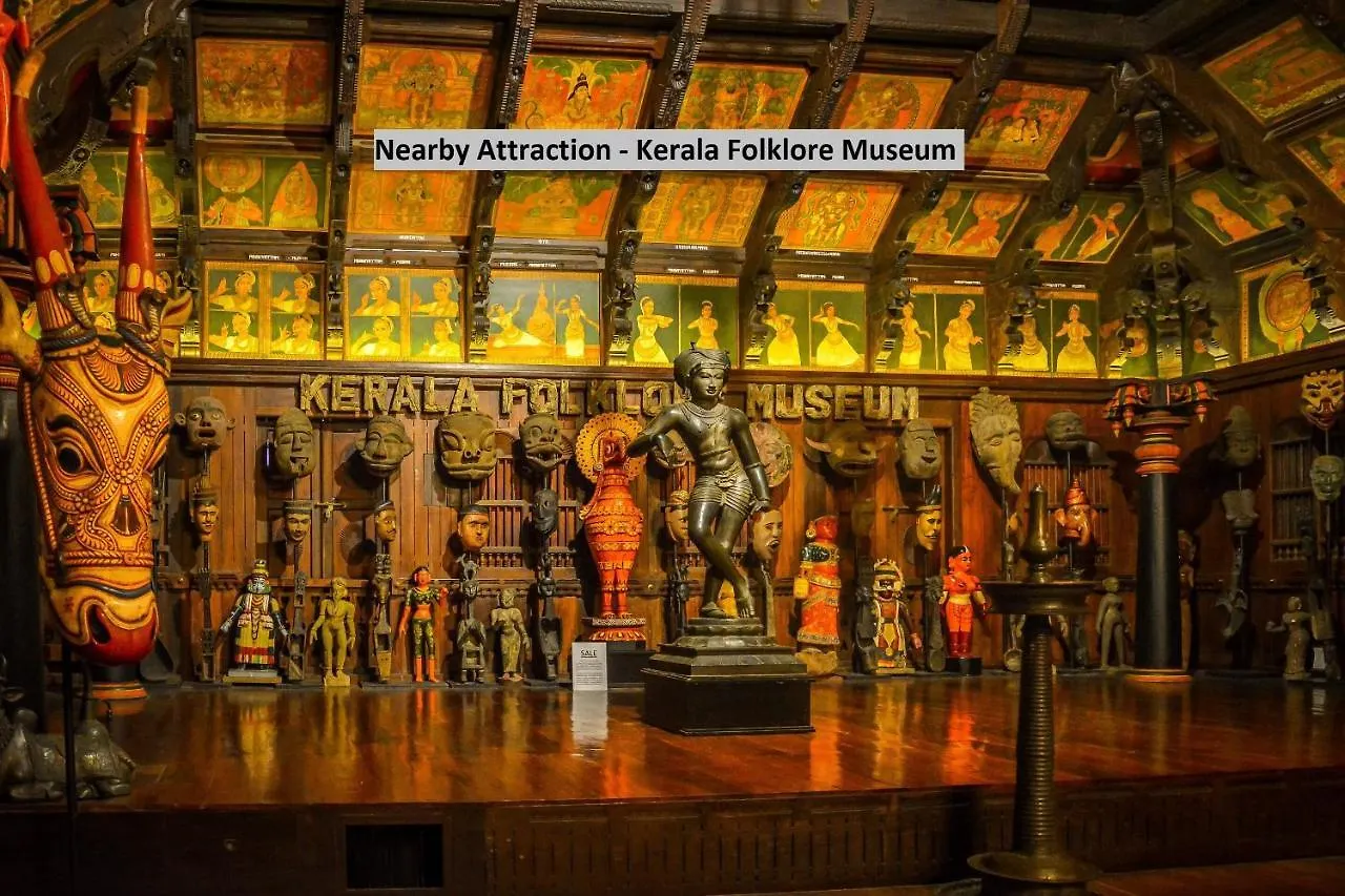 Oyo 42127 Thomsun Garden Hotel Kochi India