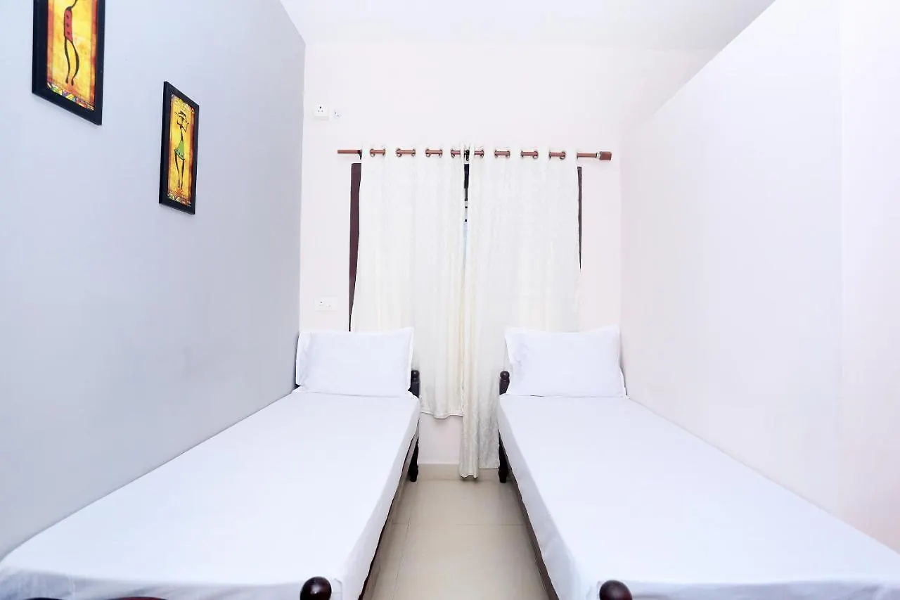 Oyo 42127 Thomsun Garden Otel Kochi